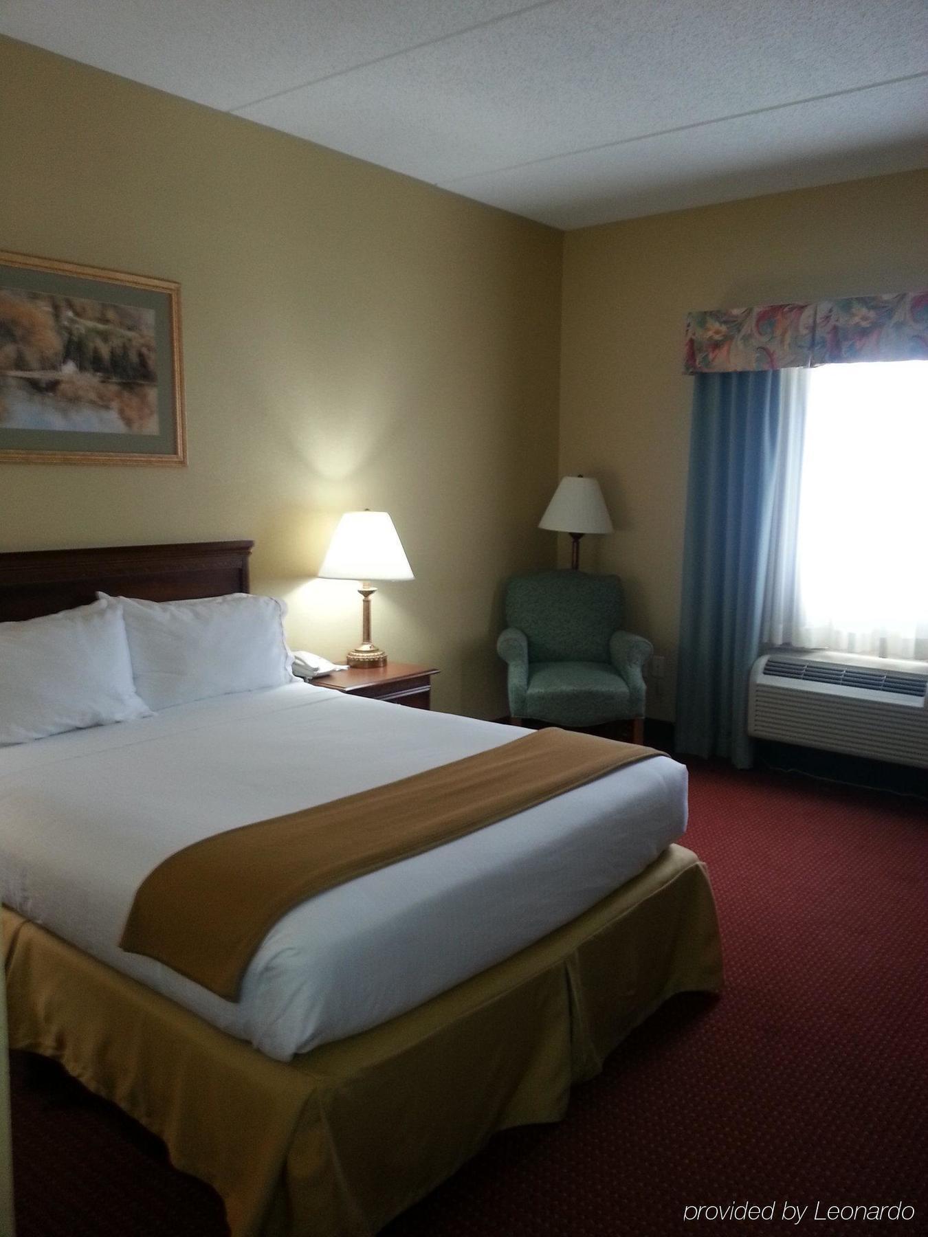 Holiday Inn Express Irwin Pa Tpk Exit 67 By Ihg Luaran gambar