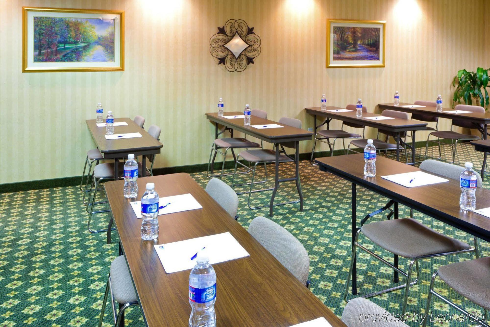 Holiday Inn Express Irwin Pa Tpk Exit 67 By Ihg Luaran gambar