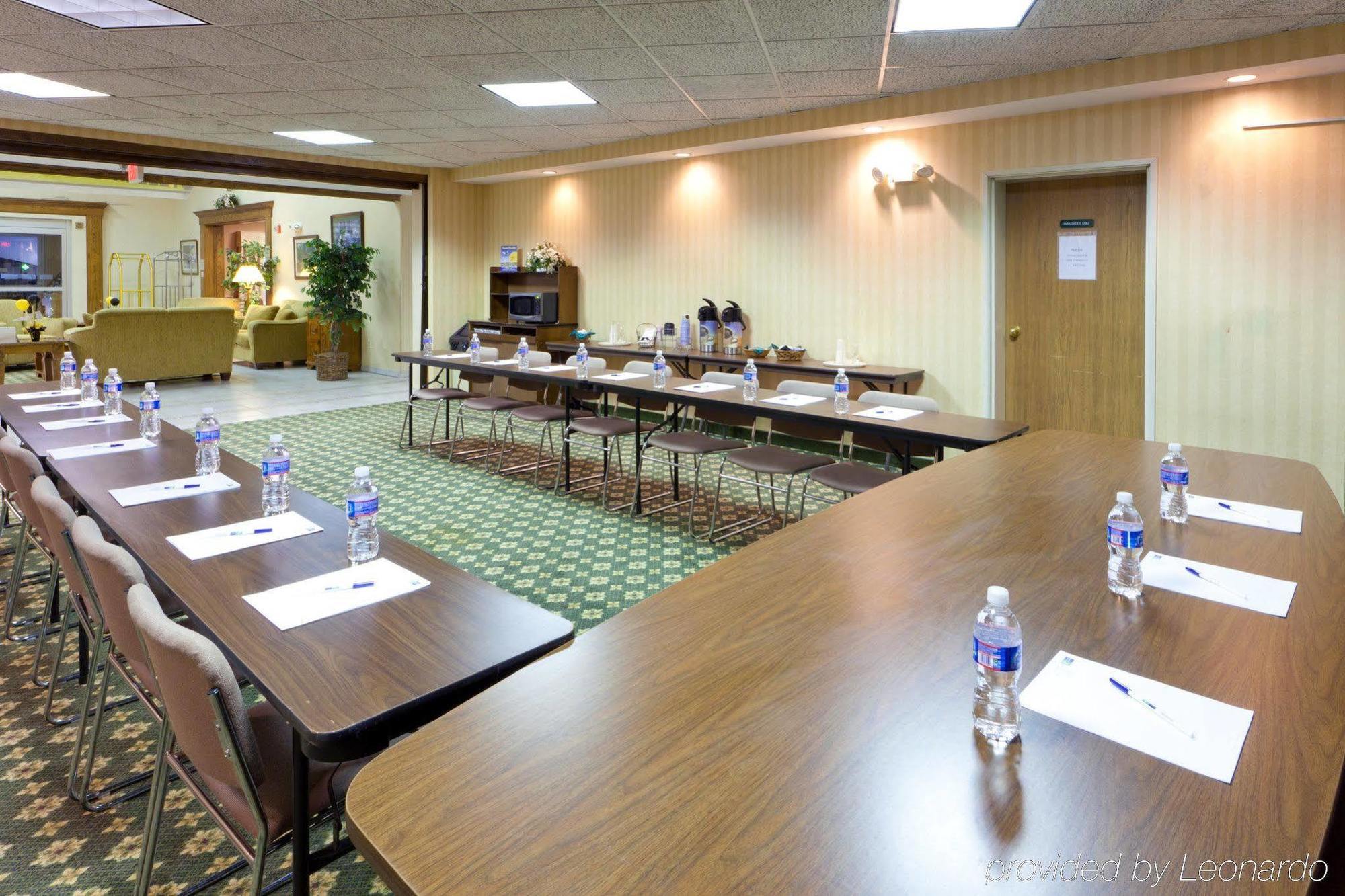 Holiday Inn Express Irwin Pa Tpk Exit 67 By Ihg Luaran gambar